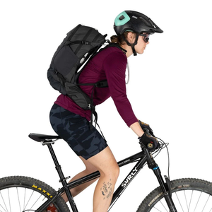Osprey SYNCRO 20 Bike Hydration Raven Black 